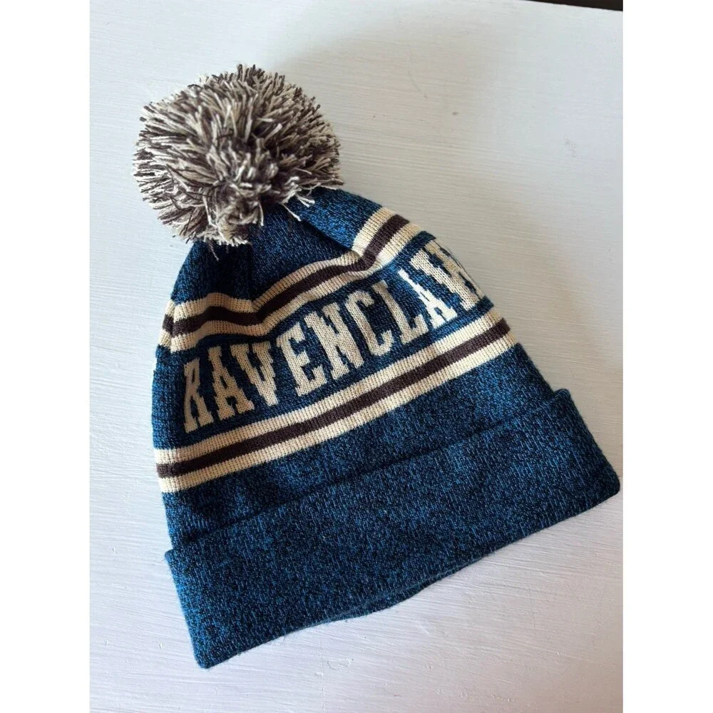 RAVENCLAW beanie pom pom Universal Studios Wizarding World Harry Potter NWOT